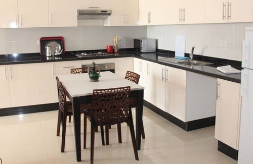 Tamrhakht Apartment | Apartment panoramic view Adan beach 2