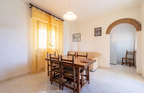 Cortona House | Apartment "Papà Giuseppe La Colombaia" with Shared Pool & Wi-Fi