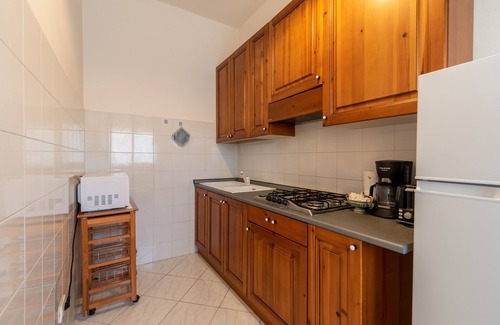 Cortona House | Apartment "Papà Giuseppe La Colombaia" with Shared Pool & Wi-Fi