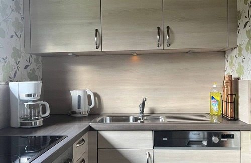 Volkach Apartment | Apartment 'Pappelblick' with Private Terrace, Private Garden and Wi-Fi