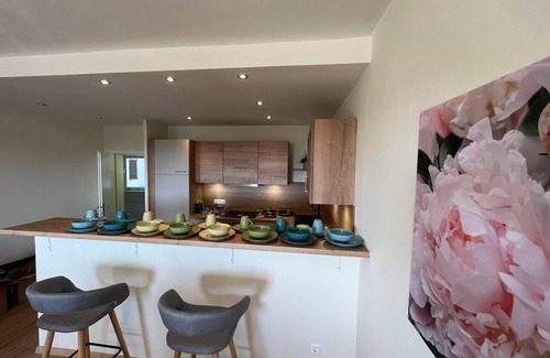 Baden Apartment | Apartment Paradiesblick - Almschlössl