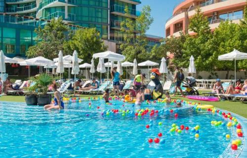 Primorsko Apartment | Apartment Paradise Delux in Primorsko Del Sol