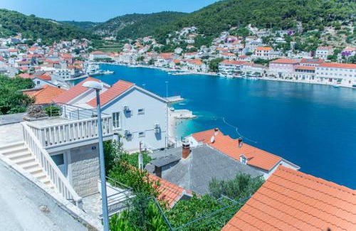 Pucisca Apartment | Apartment Paradise Island