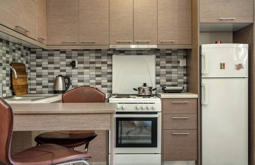Patras Apartment | Apartment 'Patras' with Private Terrace, Wi-Fi and Air Conditioning