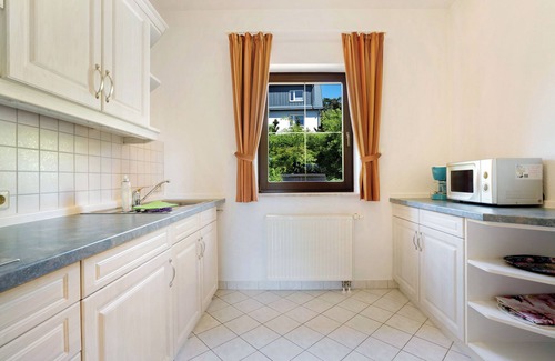 Pobershau Apartment | Apartment 'Pension Bergblick - Molchner Stolln' with Mountain View, Balcony and Wi-Fi