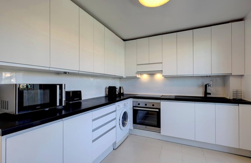 Buenas Noches Apartment | Apartment 'Penthouse Bermuda Beach 2' with Sea View, Pool, Garden & Wi-Fi