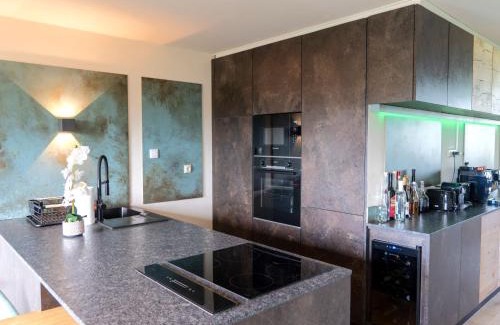 Strobl Apartment | Apartment Penthouse Deluxe mit Galerie by Interhome