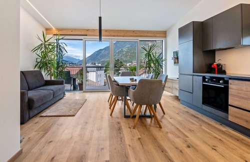 Naturno Apartment | Apartment 'Penthouse - Venosta' with Mountain View, Balcony and Wi-Fi