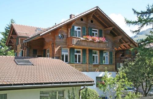 Zweisimmen Apartment | Apartment Pfander by Interhome