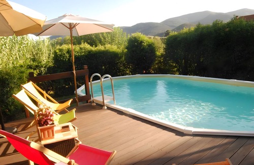 Colle di Compito Apartment | Apartment 'Piano Terra' with Shared Pool, Wi-Fi and Air Conditioning