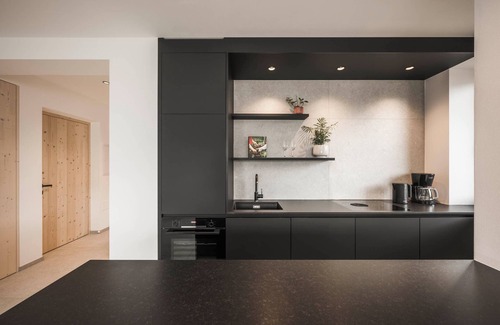 Merano Apartment | Apartment 'Picea Am Ötzerhof 1' with Mountain View, Shared Garden and Wi-Fi