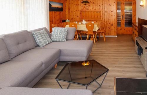Saint-Pierre-de-Clages Apartment | Apartment Platanes A1 by Interhome