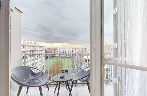 Zola - Pressense Apartment | Apartment Plein-ciel in the Heart of Villeurbanne