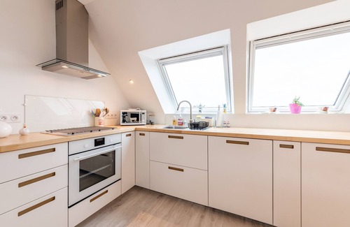 Plougasnou Apartment | Apartment 'Plougasnou Proche Mer' with Wi-Fi
