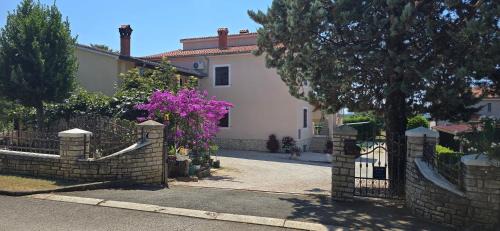 Buici Apartment | Apartment Poesia