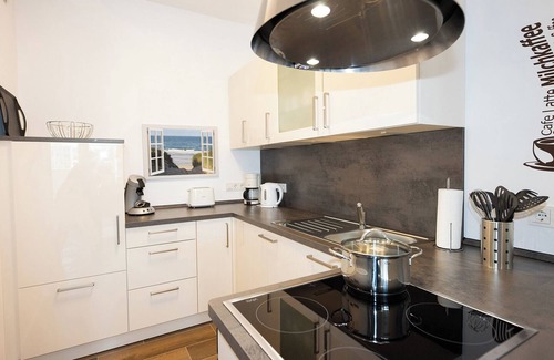 Mitte-Sud Apartment | Apartment Port Marina with wallbox, bright and central.