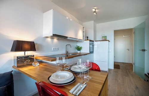 Uberseestadt Apartment | Apartment Portus 21 close to City Centre with Balcony & Wi-Fi incl. Linen and Towels