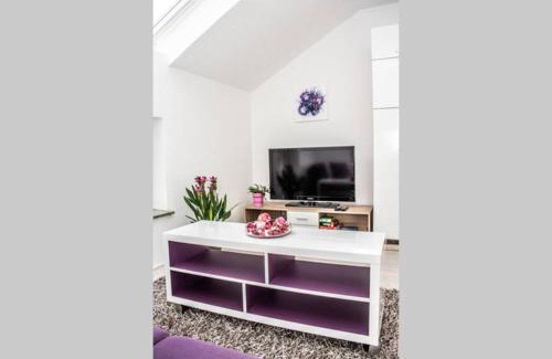 Eggenberg Apartment | Apartment PourinGraz für Kunst- und Tennisliebhaber