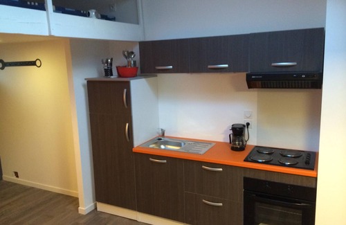 Bourg-les-Valence Apartment | Apartment-Private Bathroom-Mountain view-Crussol 2