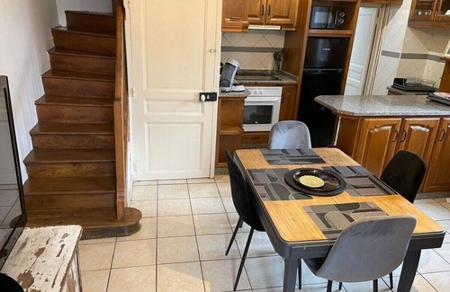 Chablis Apartment | Apartment-Private Bathroom