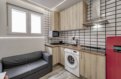 Almenara Apartment | Apartment-Private Bathroom-Santiago 3