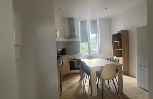 Sens Apartment | Apartment-Private Bathroom-Apartment