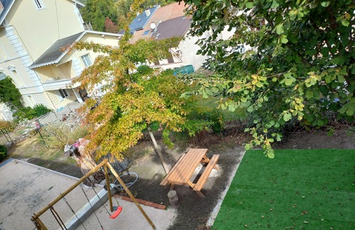 Luzenac Apartment | Apartment 'Pyrénées-Ariégeoises' with Mountain View, Shared Garden and Wi-Fi