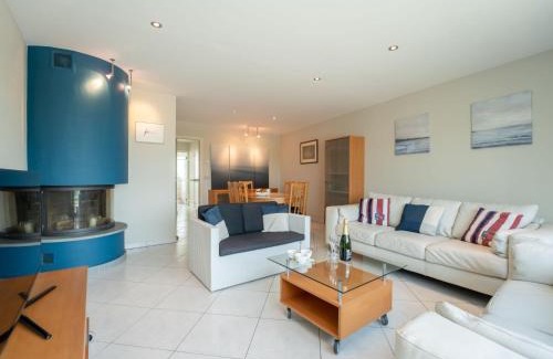 Bredene Apartment | Apartment Queen Mary by Interhome