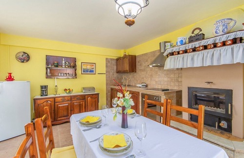 Kirmenjak Apartment | Apartment Rajko II with Terrace