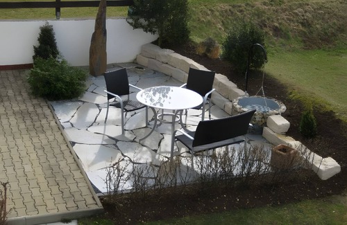 Muensingen Apartment | Apartment 'Rauscher' with Private Terrace and Wi-Fi
