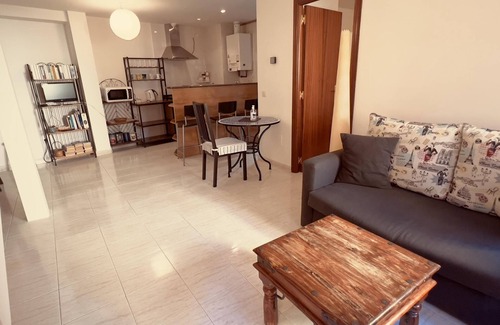 Embajadores Apartment | Apartment recently refurbished close to Downtown Madrid