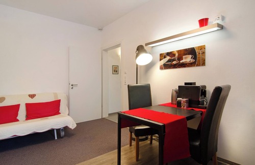 Sigmaringen Apartment | Apartment 'Refugium mit Schlossblick' with Private Terrace, Shared Garden and Wi-Fi
