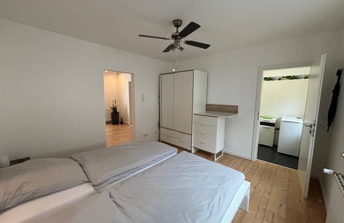Oestrich-Winkel Apartment | Apartment 'Reinhardt' with Private Terrace and Wi-Fi