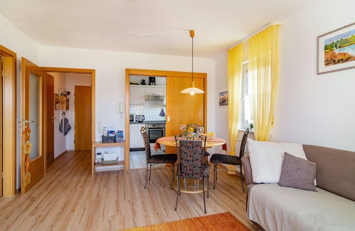Illmensee Apartment | Apartment 'Relaxen Am Illmensee' with Balcony and Wi-Fi