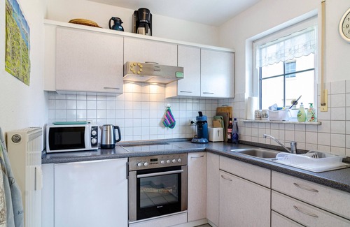 Illmensee Apartment | Apartment 'Relaxen Am Illmensee' with Balcony and Wi-Fi