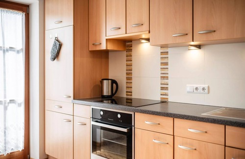 Campo Tures Apartment | Apartment 'Rieplechn App Bergblick' with Mountain View, Shared Garden and Wi-Fi