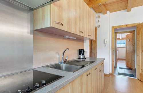 Molten Apartment | Apartment 'Ringelblume' with Mountain View, Shared Garden and Wi-Fi