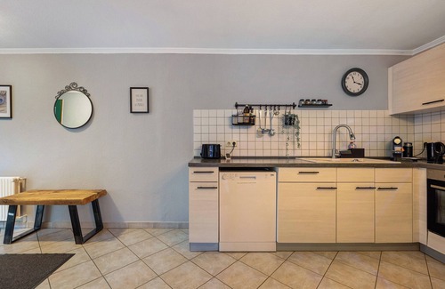 Stelle Apartment | Apartment 'Romantische Whg In Ruhiger Lage' with Private Garden and Wi-Fi