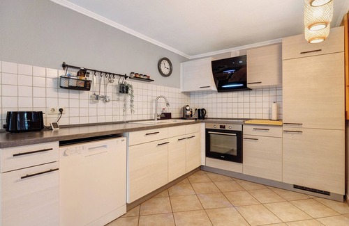 Stelle Apartment | Apartment 'Romantische Whg In Ruhiger Lage' with Private Garden and Wi-Fi