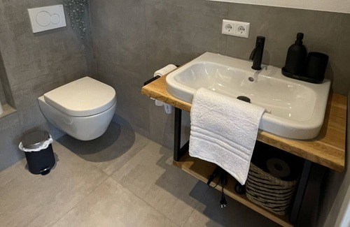 Schwaigern Condo | Apartment Romulus