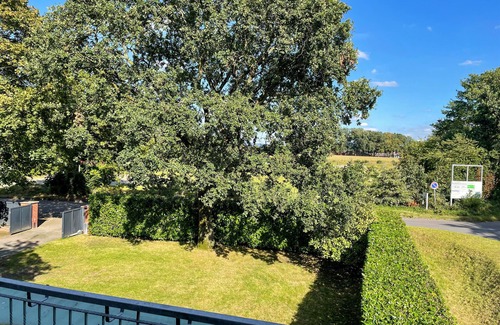 Lingen Apartment | Apartment 'Room4rent' with Balcony and Wi-Fi