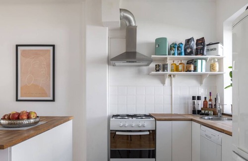 Stockholm Apartment | Apartment Ropsten close to metro