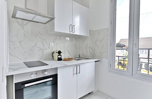 Gagny Apartment | Apartment Rose Moderne Near the capital