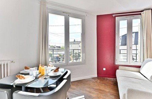 Gagny Apartment | Apartment Rose Moderne Near the capital