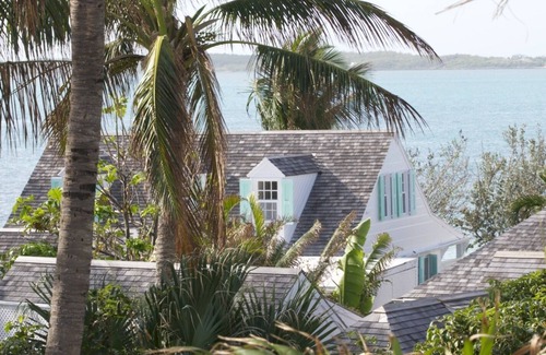 Dunmore Town Apartment | 'Apartment Royal' Historic Dunmore Town, Harbour Island