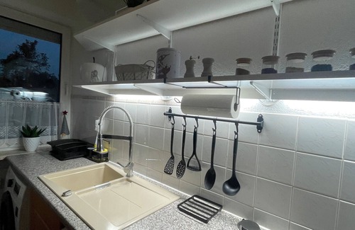Zeithain Apartment | Apartment 'Ruhige Zeithain' with Private Garden, Wi-Fi and Air Conditioning