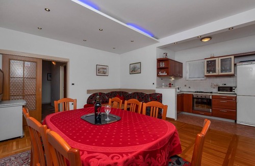 Istok Apartment | Apartment Ruzi (11065-A1) - Makarska