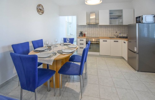 Kali Apartment | Apartment S and E (88581-A1) - Kali