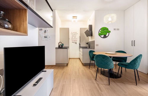 Rivoltella Apartment | Apartment 'Seride 2024' with Shared Pool, Wi-Fi and Air Conditioning