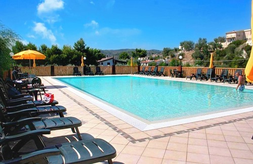 Scialara Apartment | Apartment 'Sabbia D'oro, 402' with Shared Pool and Wi-Fi